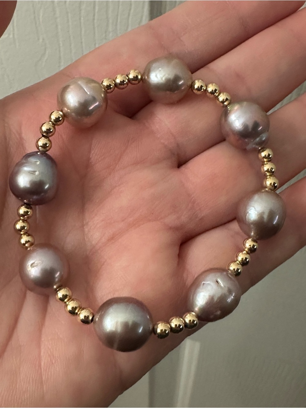 Edison Pearl Bracelet Gold-Filled Beads 8 Pearls Stretchy Handmade Hawaii 7.25”